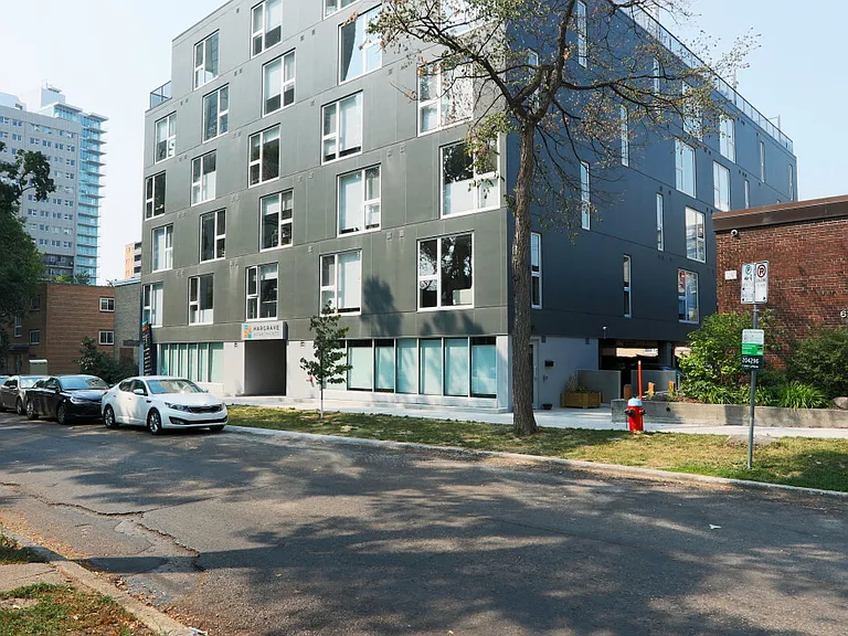 50 Hargrave St — Photo 9