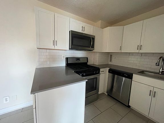 3rd image of 42 E Sidney Ave #4P