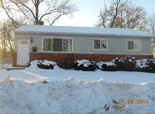 4972 Fletcher St, Wayne, MI 48184