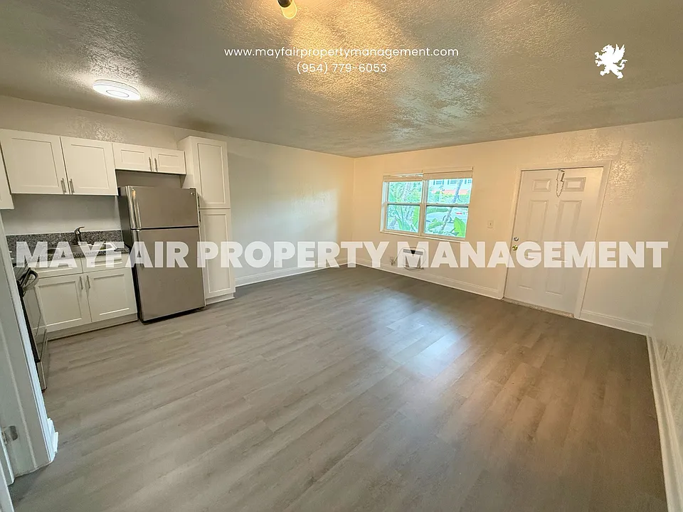 240 SW 8th St #10