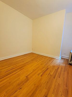 4th image of 355 W 85th St APT 28
