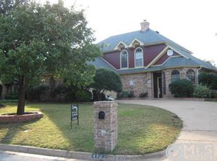 4902 Indian Wells Ct, Arlington, TX 76017