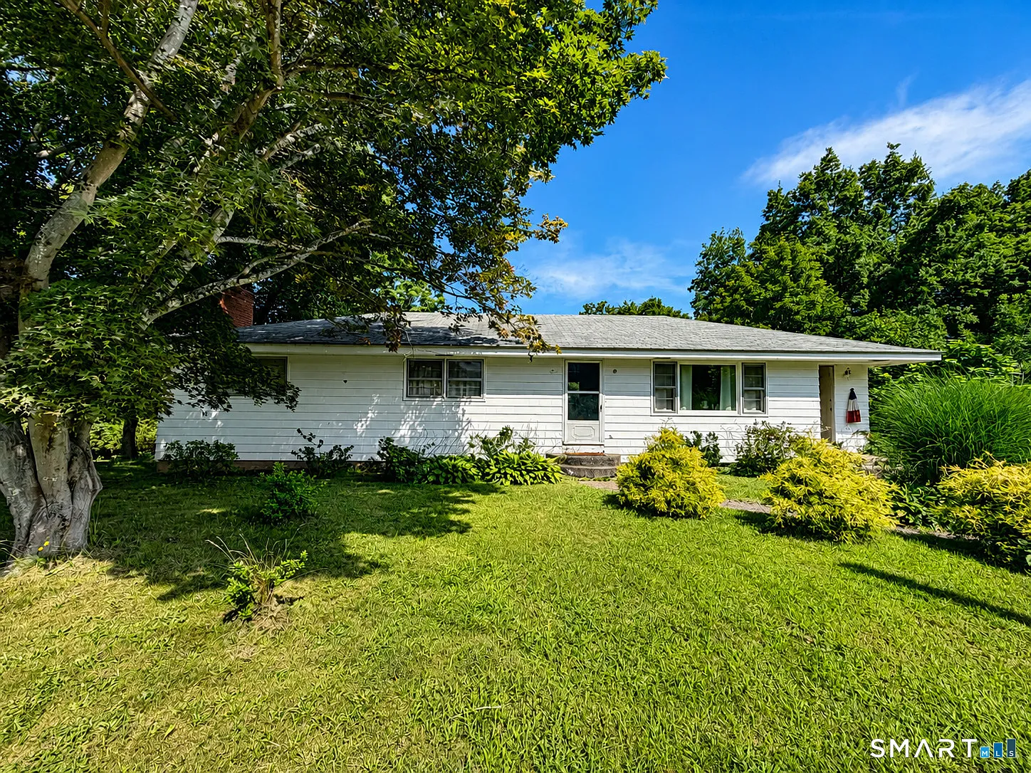 3 bed, 1.5 bath, 1581 sqft, $2,850 — Photo 2