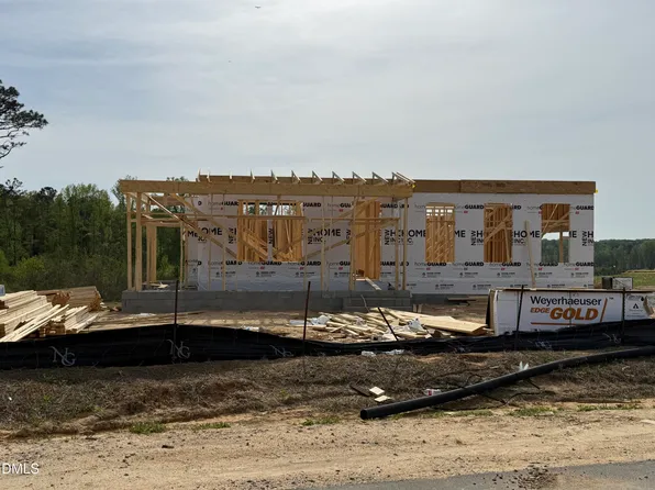 257 Sweetfern Ln, Zebulon, NC 27597