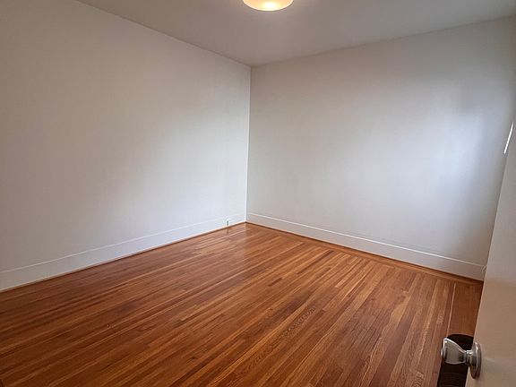 4th image of 1441 Clay St #7