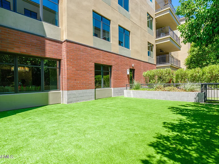 6166 N Scottsdale Rd #C1002 — Photo 32