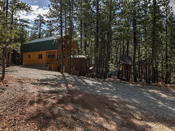 2nd image of 1150 N Ponderosa Dr