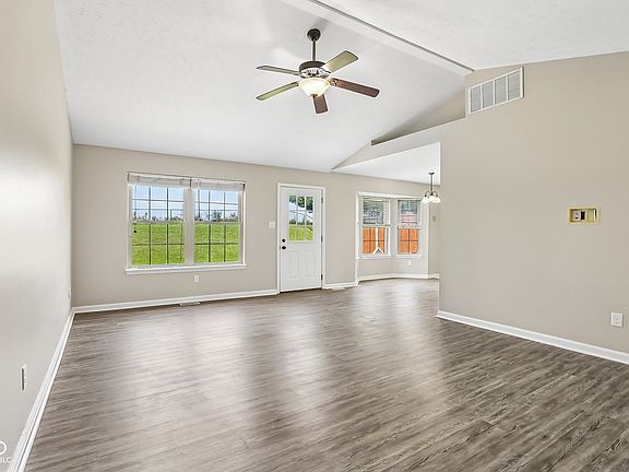 5th image of 56 Clear Spring Ln