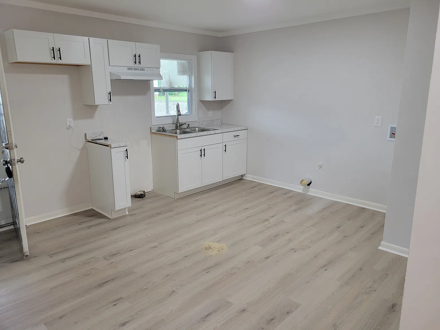 2 bed, 650 sqft, $1,140 — Photo 3