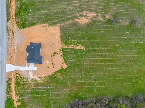 117 Clare Rd, Poolville, TX 76487