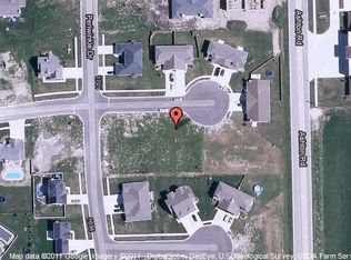 1924 Taller Rd, Morris, IL 60450