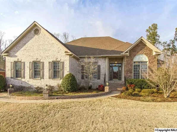 107 Vaughnwood Trce, Huntsville, AL 35806