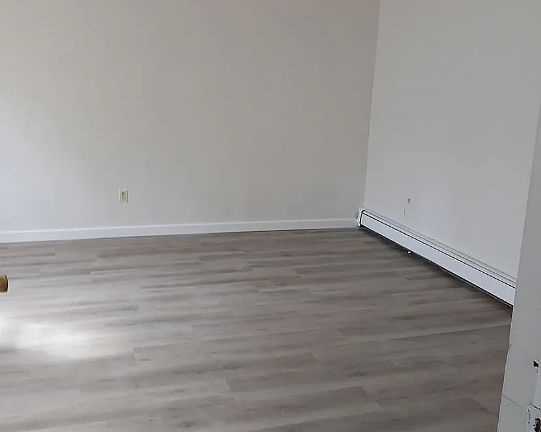 4th image of 32 Valk Rd #5