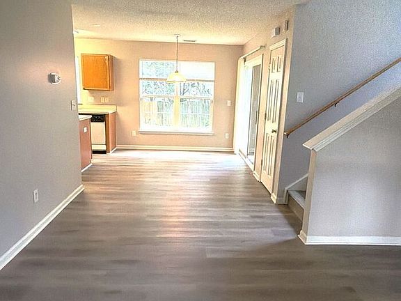 3rd image of 6835 Trimbach Way