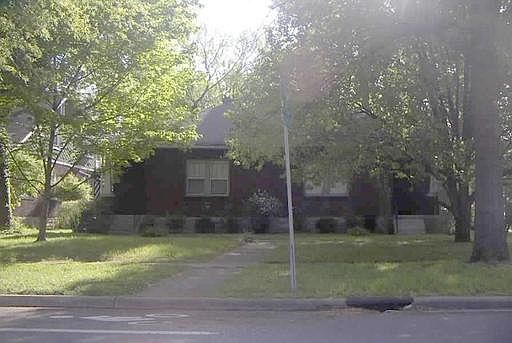 1st image of 1928B 18th Ave S