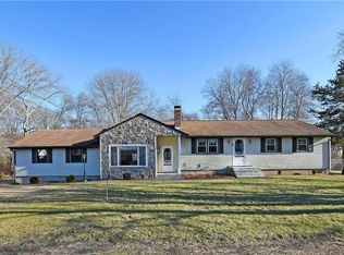 11 Jeremiah St, Seekonk, MA 02771
