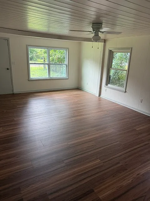 4 bed, 1400 sqft, $1,850 — Photo 3
