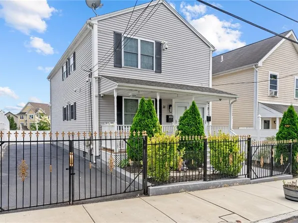 21 Steere Ave, Providence, RI 02909