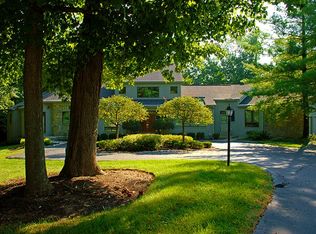 8425 Eagle Ridge Dr, Cincinnati, OH 45243