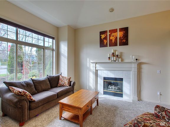 3rd image of 12410 SE 262nd Pl
