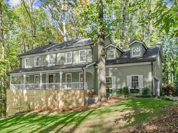 275 Waverly Trce W, Roswell, GA 30075