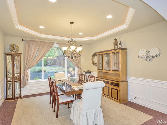 5th image of 5323 S Island Dr E