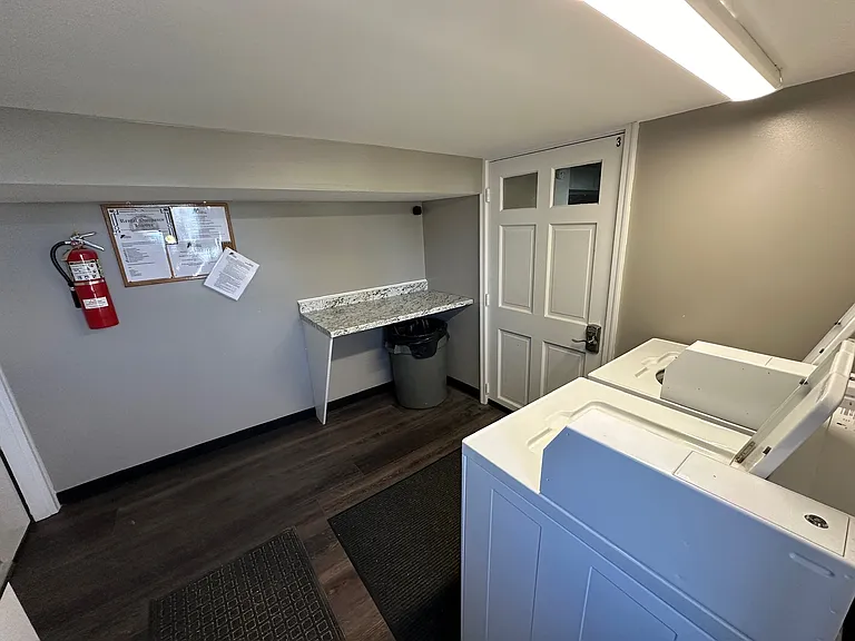 Common Laundry Room