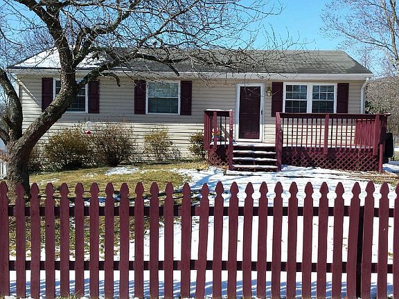 3rd image of 8408 Brubaker Dr