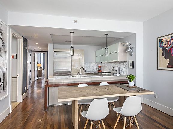 2nd image of 165 W 18th St #7A