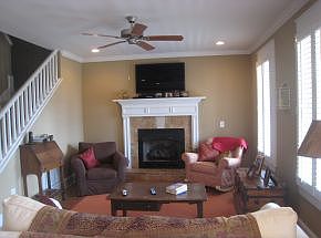 4th image of 144 New Halifax St