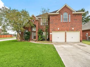530 Majestic Ridge Dr, Houston, TX 77049