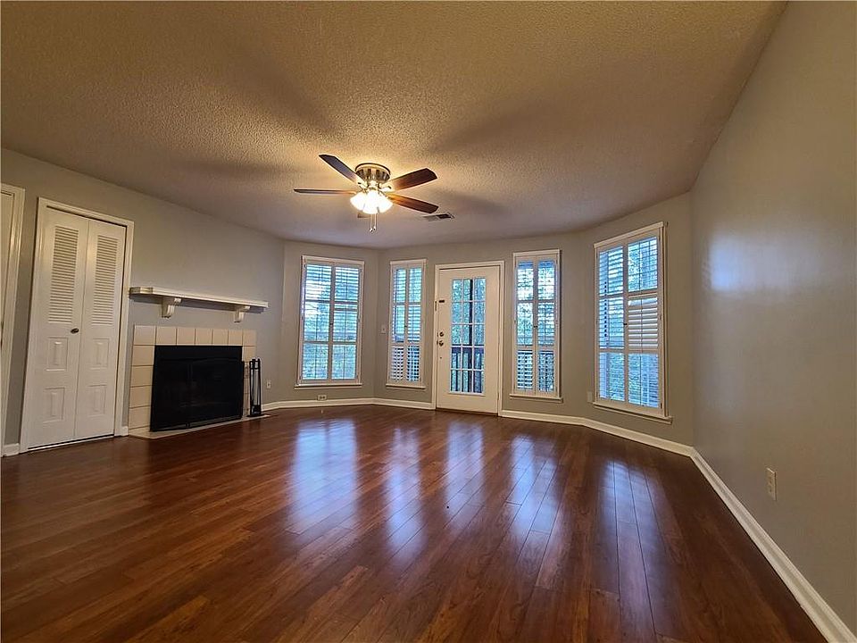 1st image of 1116 Sandy Lane Dr #216