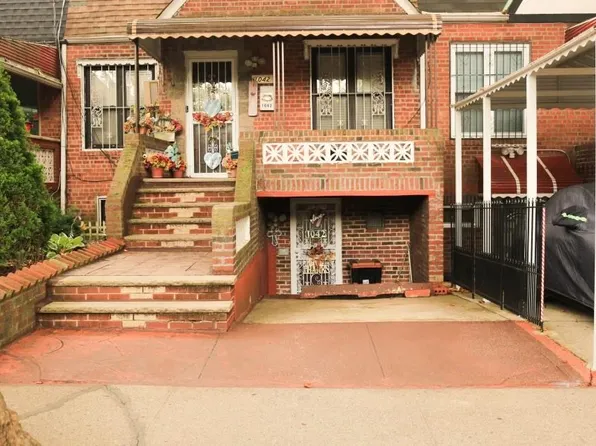 1042 E 52nd St, Brooklyn, NY 11234