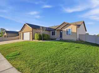 1101 E Searle Ln N, Eagle Mountain, UT 84005