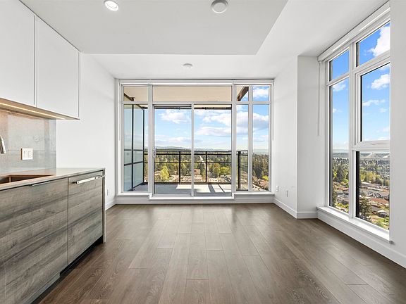 5th image of 1045 Austin Ave #1203