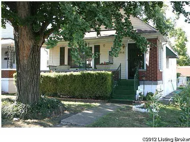 2712 Taylor Blvd photo 1