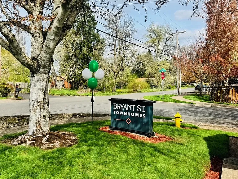 Bryant Street Townhomes — Photo 30
