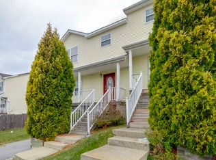 36 Lindsey Rd, Warwick, NY 10990