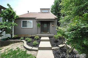 3rd image of 1562 Beacon Woods Ct