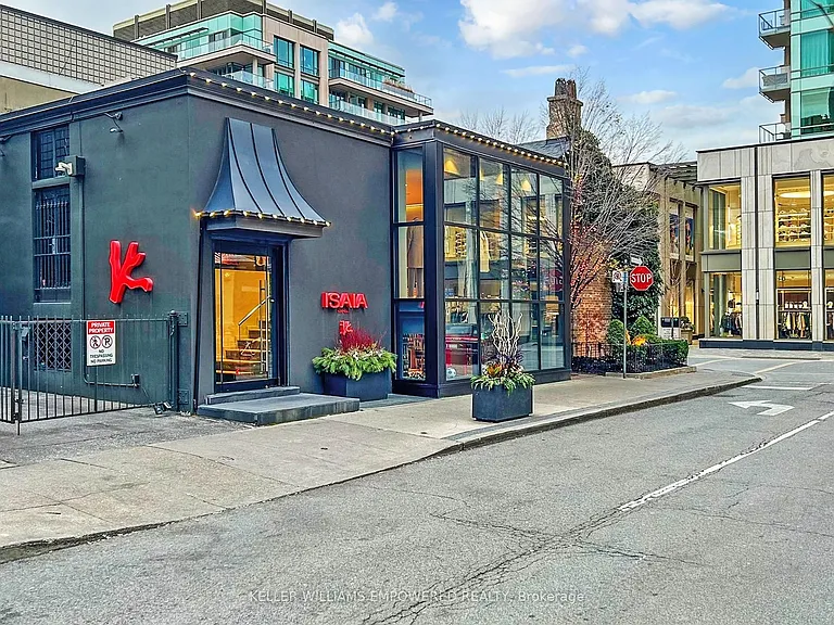 10 Webster Ave — Photo 46