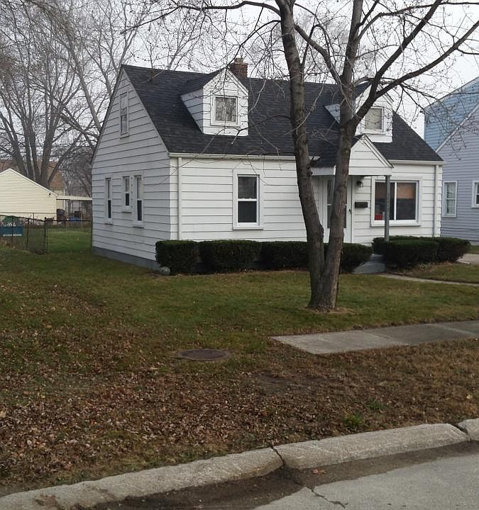 1st image of 17412 Horger Ave