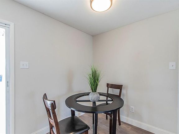4th image of 2822 Spiceberry Ln