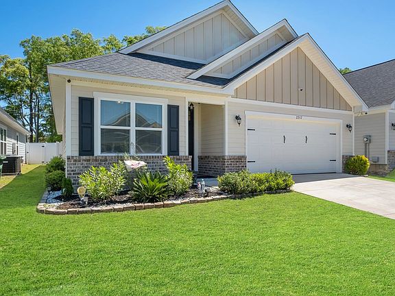 2nd image of 2257 Lexington Parc Dr
