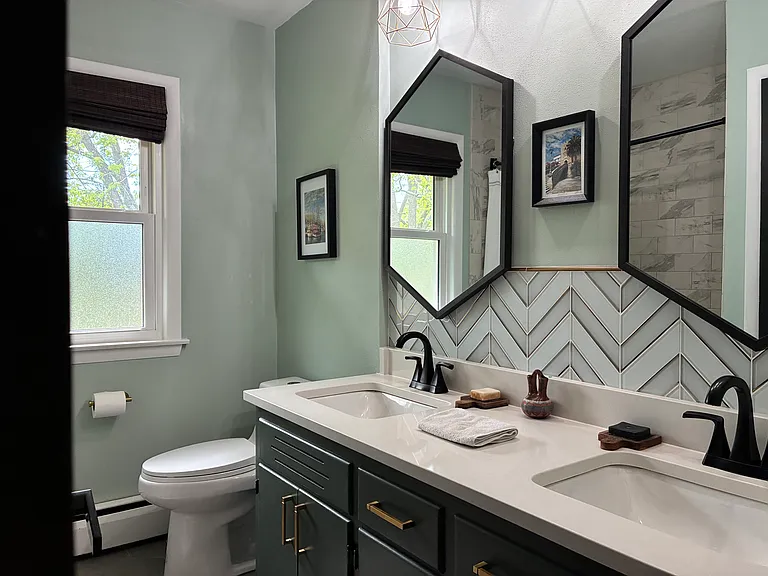 W150N7132 Country Ln — Photo 5
