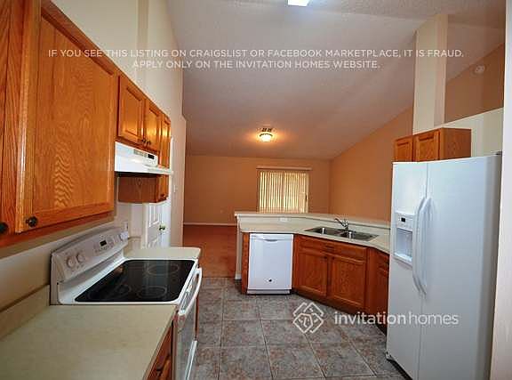 4th image of 3081 Blaine Cir