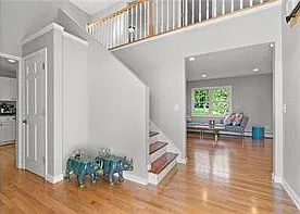 4 bed, 2.5 bath, 2478 sqft, $4,900 — Photo 4