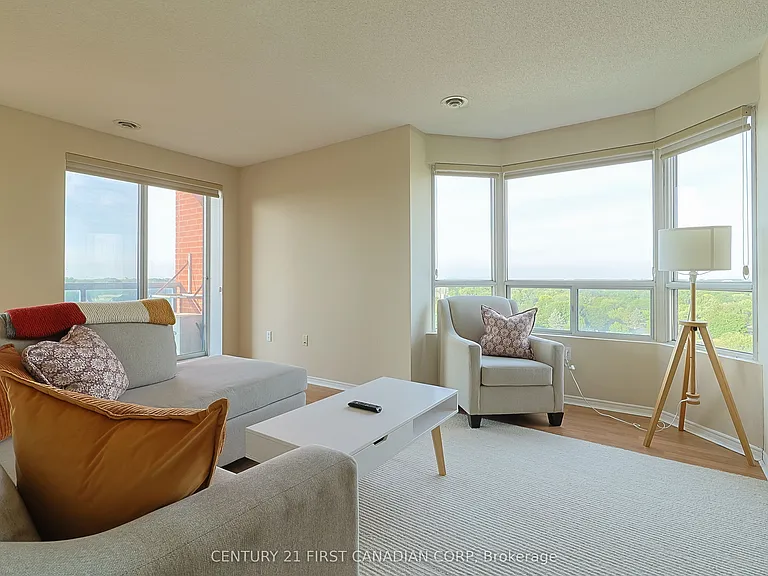 30 Chapman Ct #1001 — Photo 11