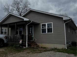 546 Cemetery St, Coshocton, OH 43812