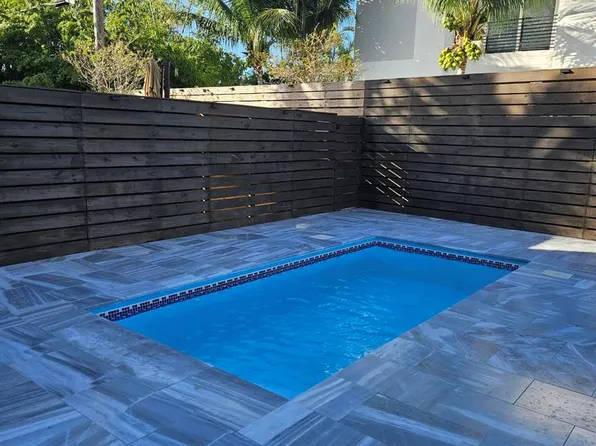 2275 SE 7th St, Pompano Beach, FL 33062