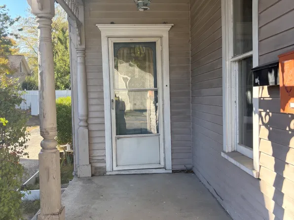 510 Cypress St, Manistee, MI